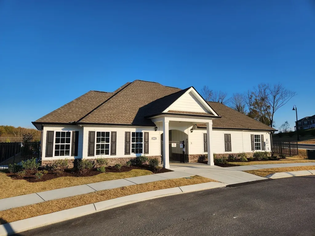 1713 Teal Lane Lebanon TN 37090