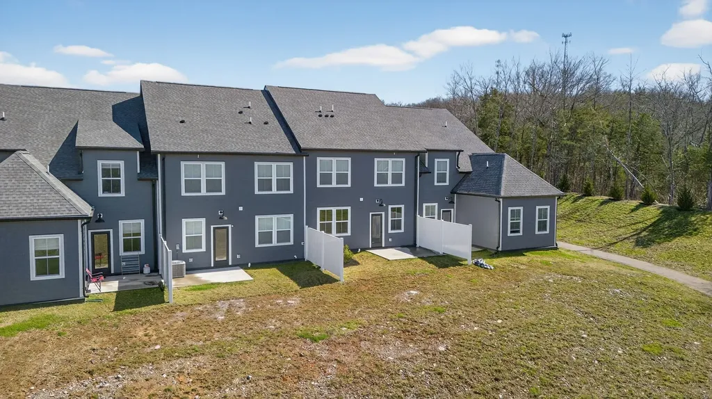 313 Panther Drive Murfreesboro TN 37127