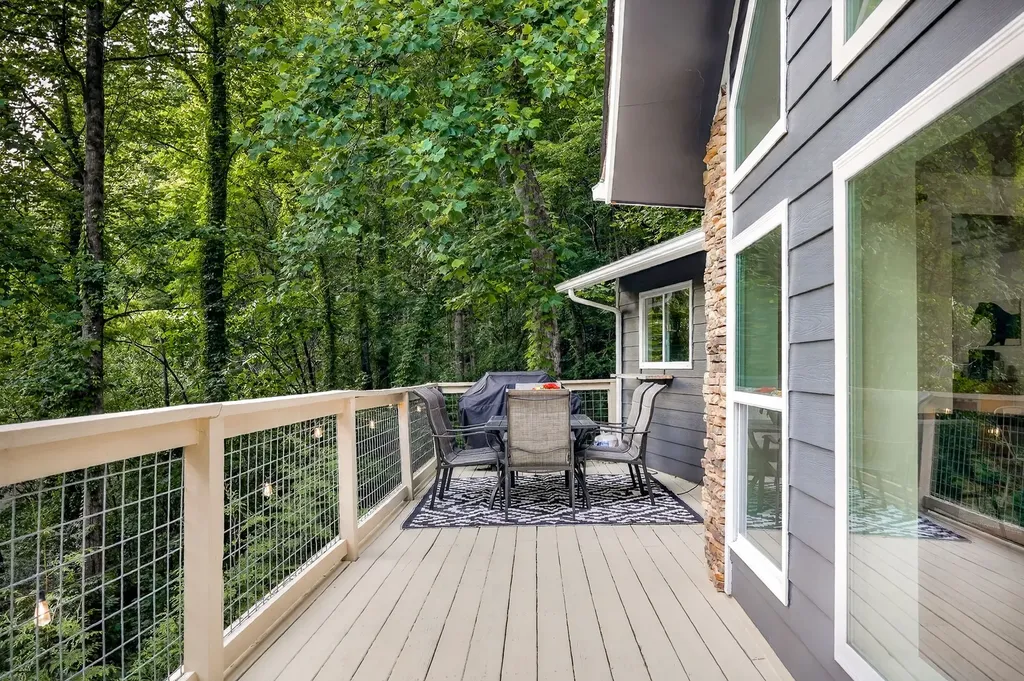 2499 Shoreside Drive Smithville TN 37166