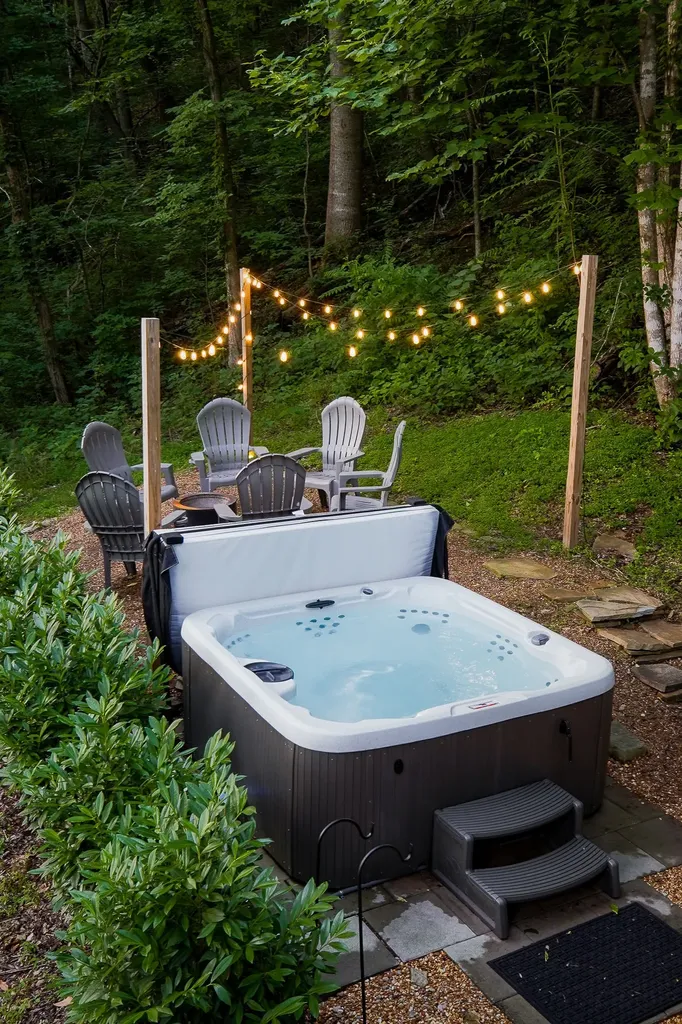 2499 Shoreside Drive Smithville TN 37166