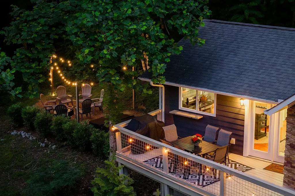 2499 Shoreside Drive Smithville TN 37166