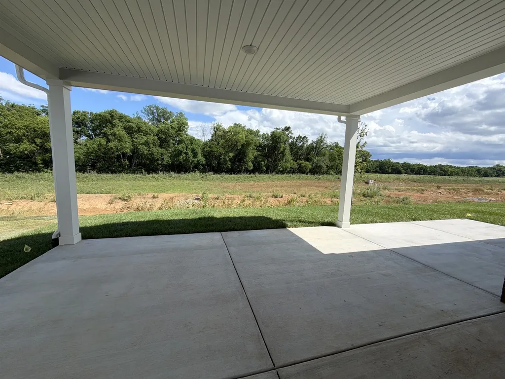 5193 Synergy Pvt Way Gallatin TN 37066