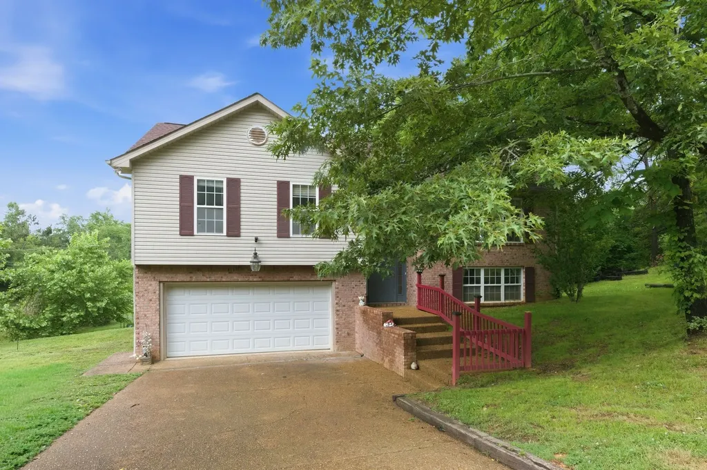 7500 Cherokee Hills Road Fairview TN 37062