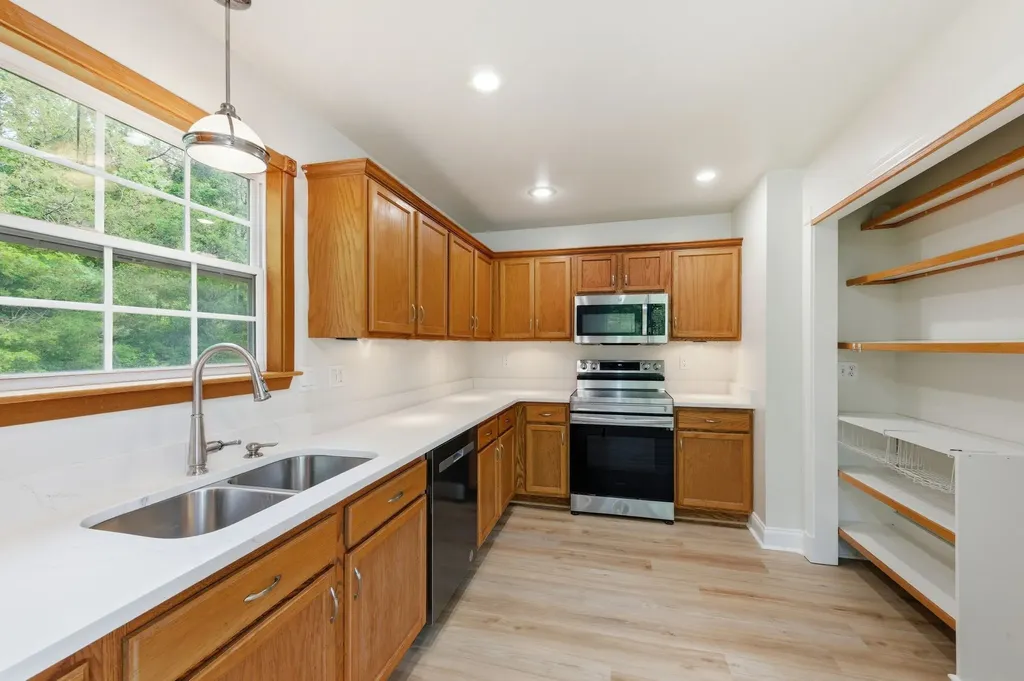 7500 Cherokee Hills Road Fairview TN 37062
