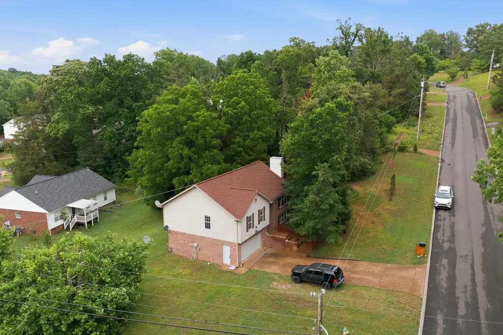 7500 Cherokee Hills Road Fairview TN 37062
