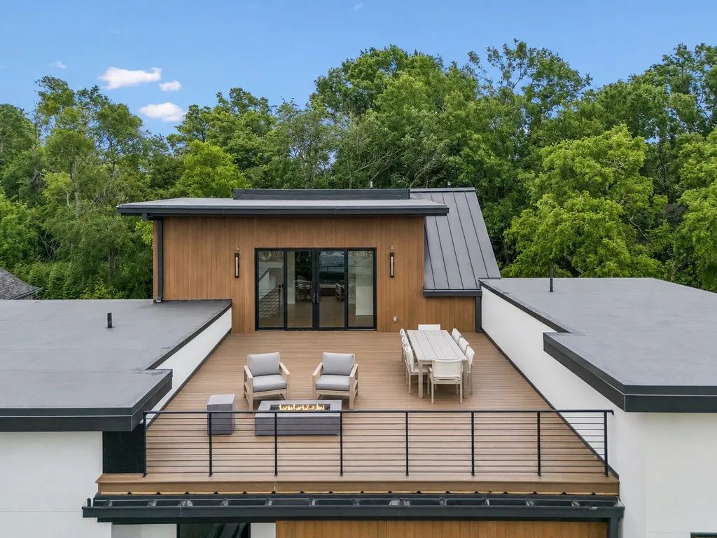 3706 Benham Avenue Nashville TN 37215