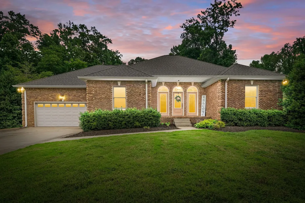 455 Stonemeadow Road Clarksville TN 37043