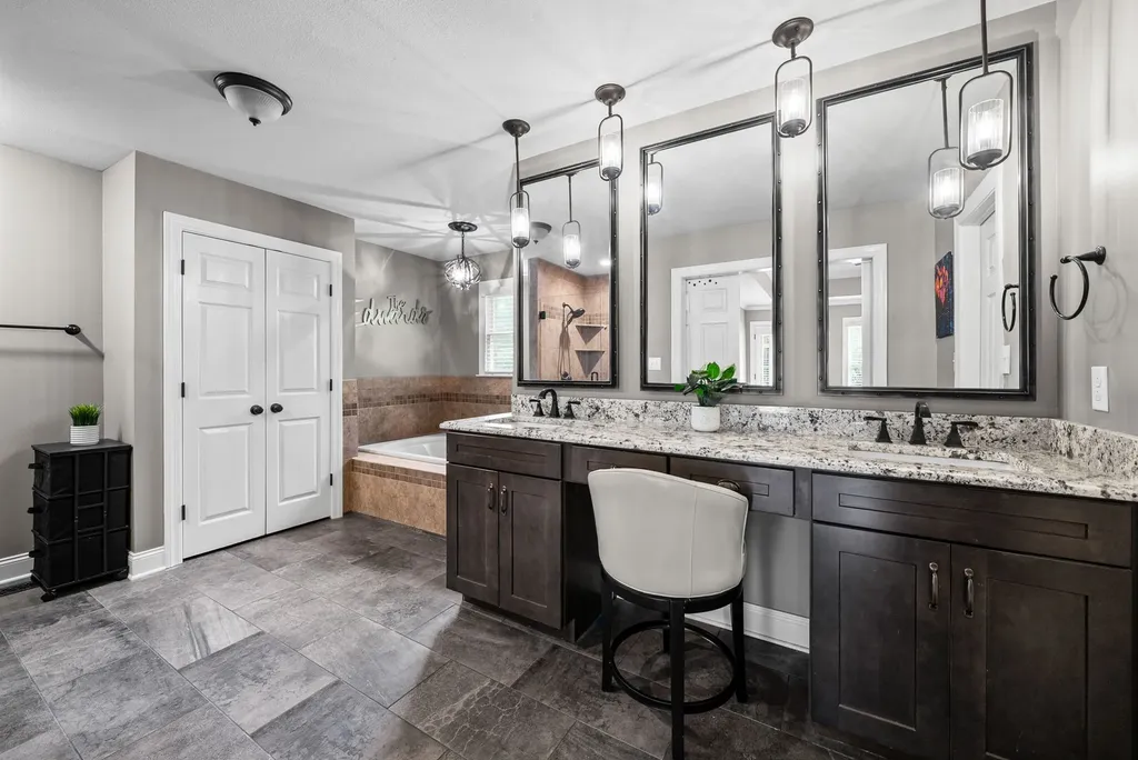 455 Stonemeadow Road Clarksville TN 37043