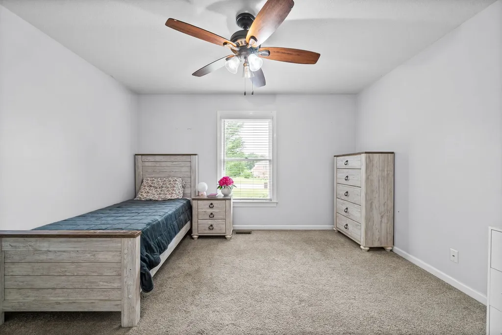 455 Stonemeadow Road Clarksville TN 37043