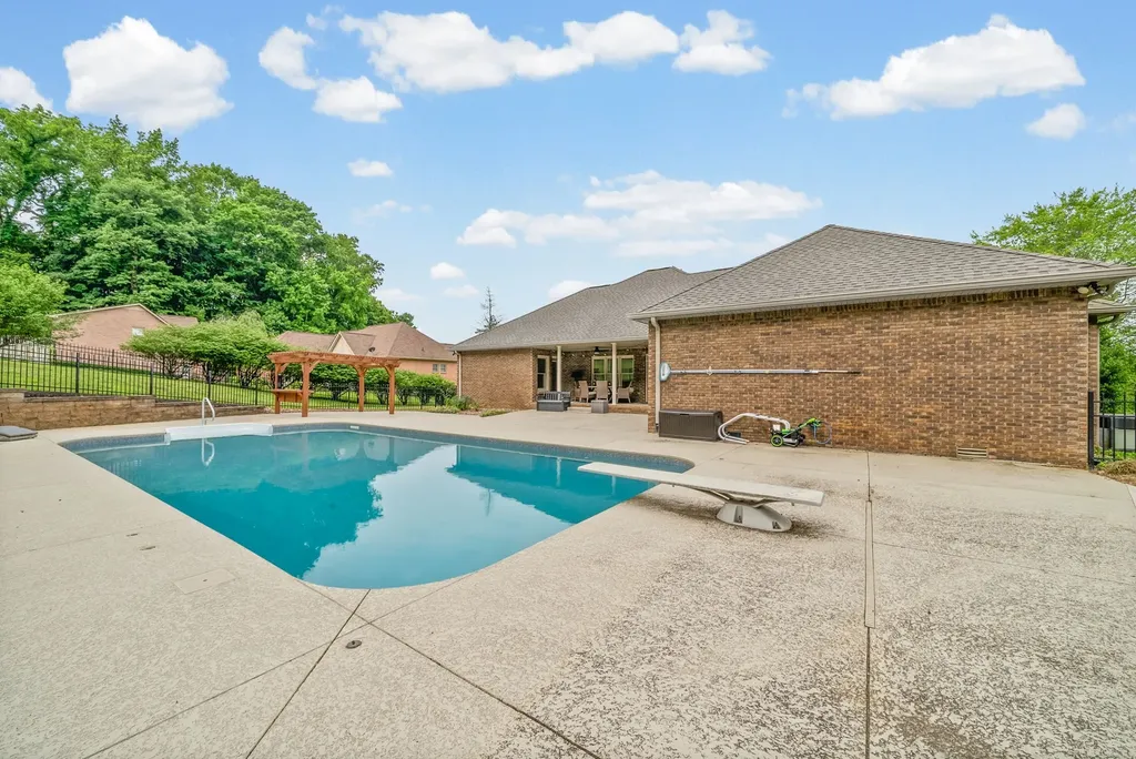 455 Stonemeadow Road Clarksville TN 37043