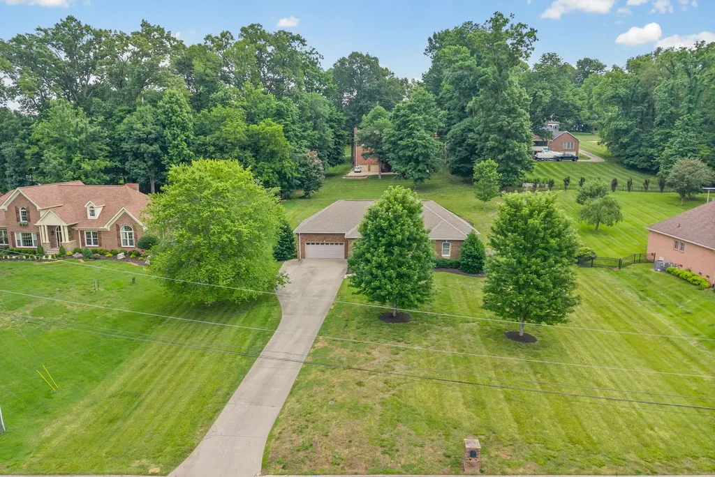 455 Stonemeadow Road Clarksville TN 37043