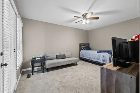 455 Stonemeadow Road Clarksville TN 37043