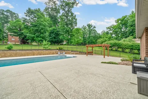 455 Stonemeadow Road Clarksville TN 37043