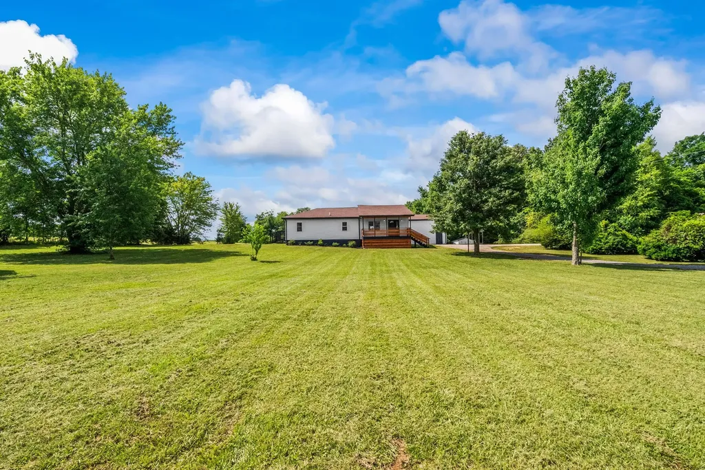 4919 Pulliam Hardaway Road Springfield TN 37172