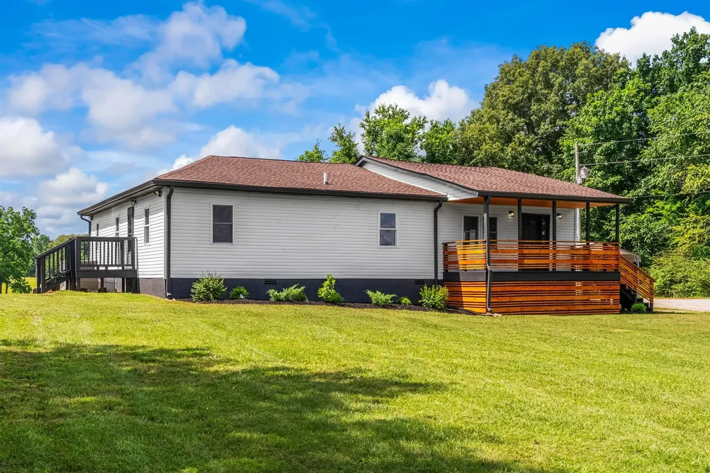 4919 Pulliam Hardaway Road Springfield TN 37172