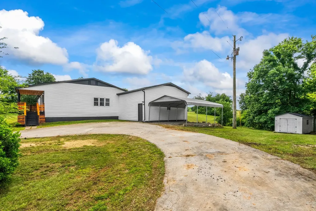 4919 Pulliam Hardaway Road Springfield TN 37172