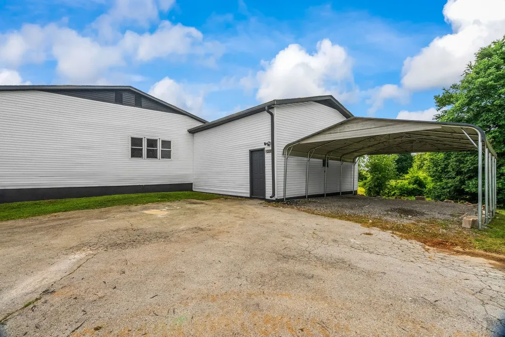 4919 Pulliam Hardaway Road Springfield TN 37172