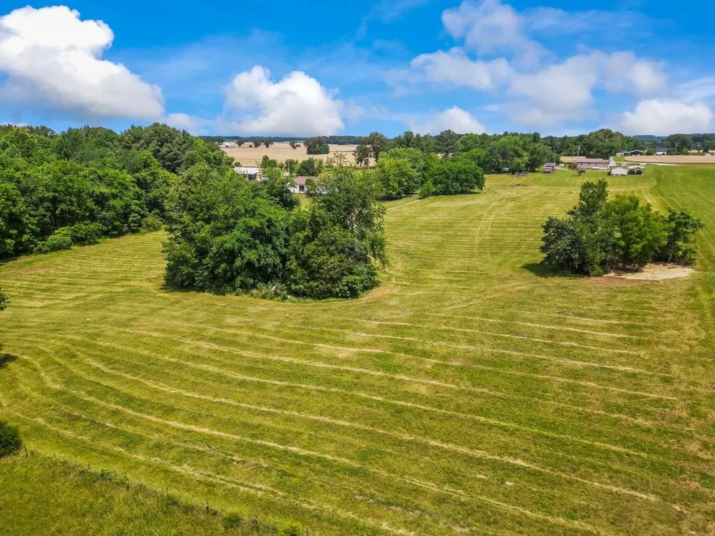 4919 Pulliam Hardaway Road Springfield TN 37172