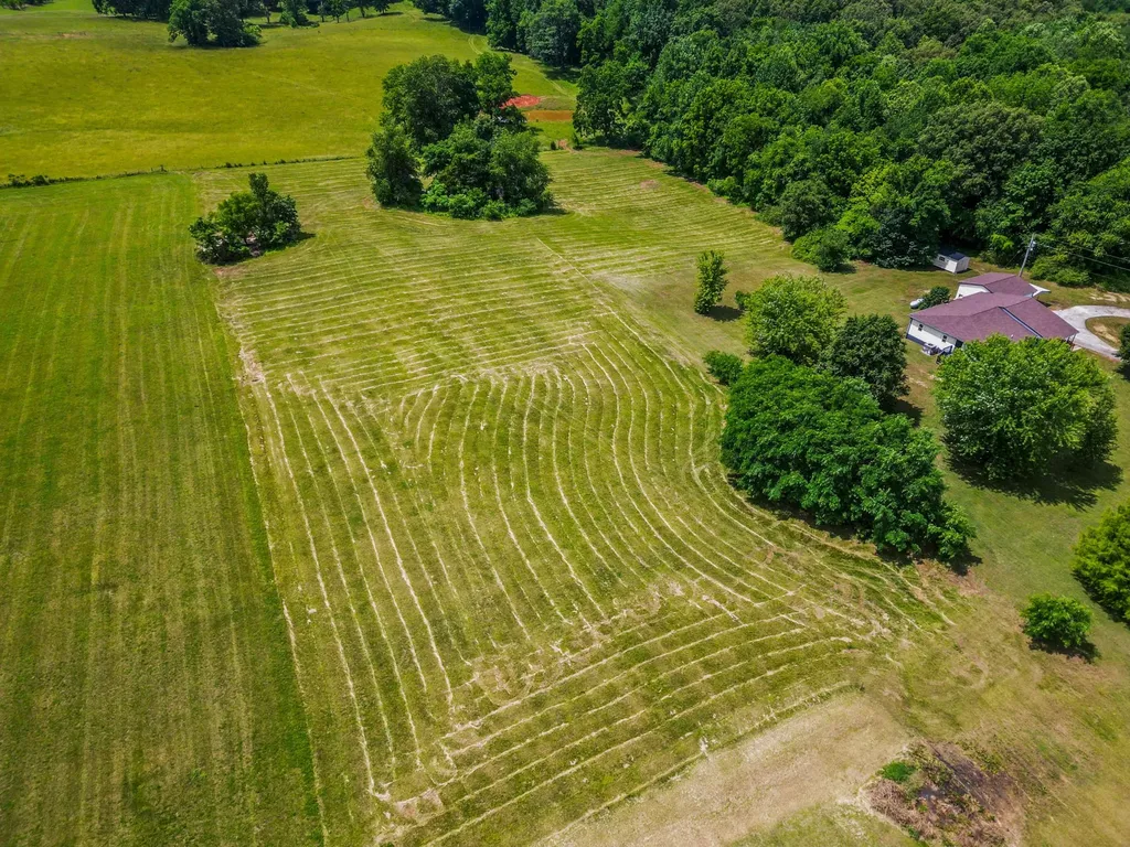 4919 Pulliam Hardaway Road Springfield TN 37172
