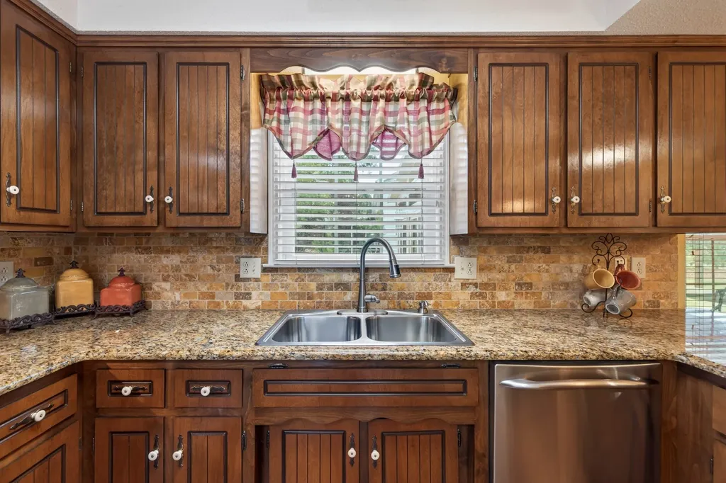 2158 Watertown Place Clarksville TN 37043