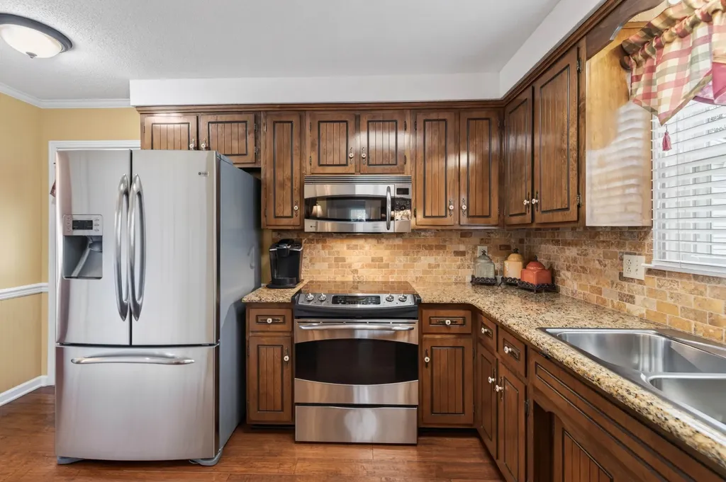 2158 Watertown Place Clarksville TN 37043