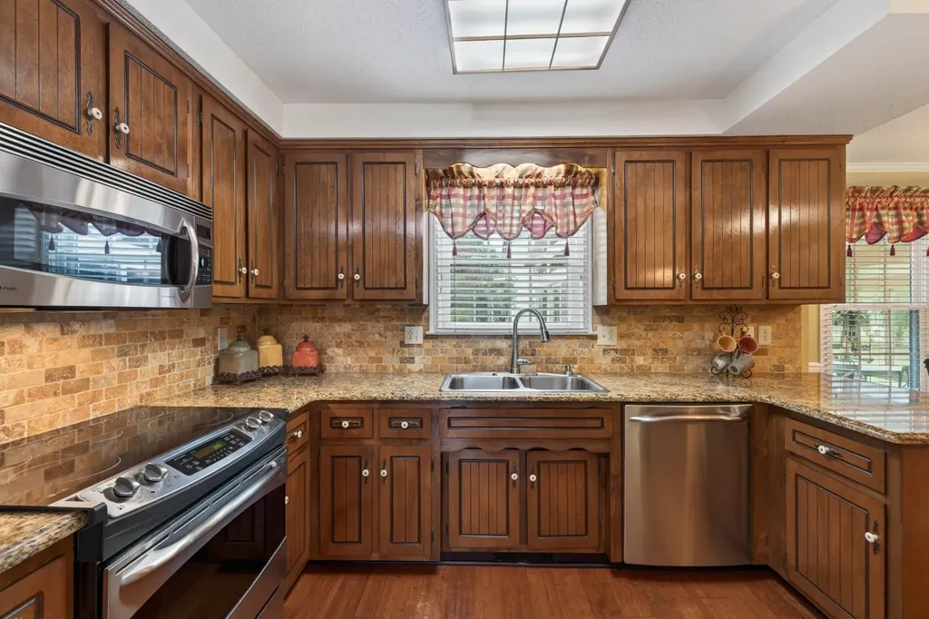 2158 Watertown Place Clarksville TN 37043