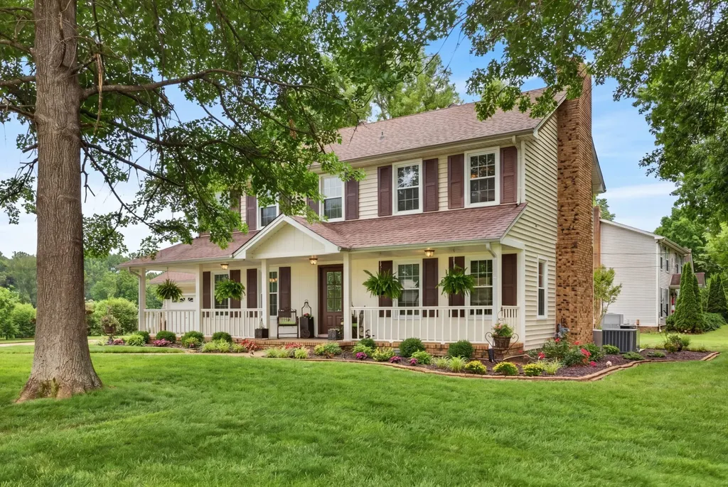 2158 Watertown Place Clarksville TN 37043