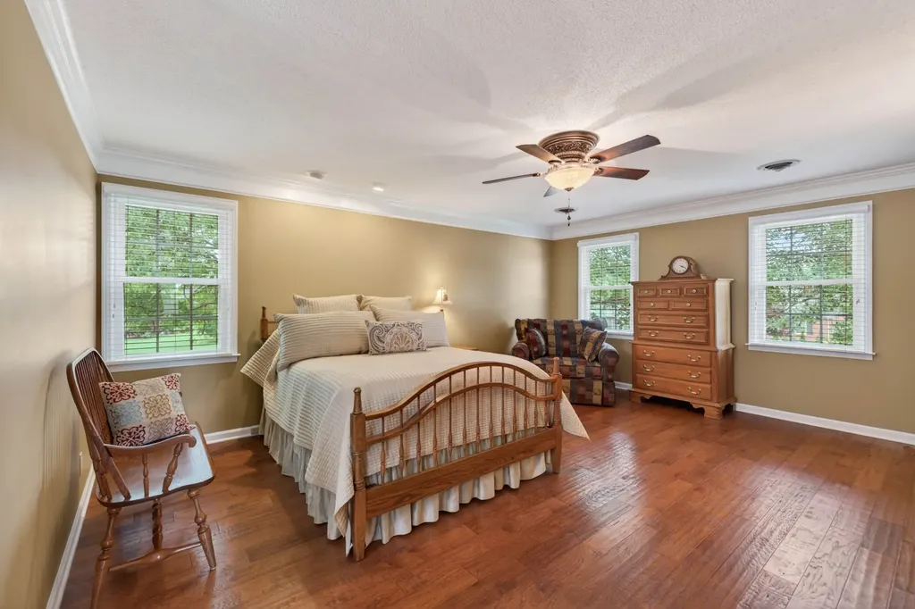 2158 Watertown Place Clarksville TN 37043