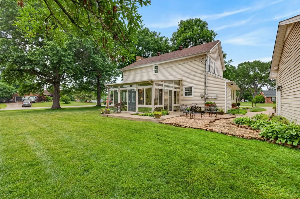 2158 Watertown Place Clarksville TN 37043