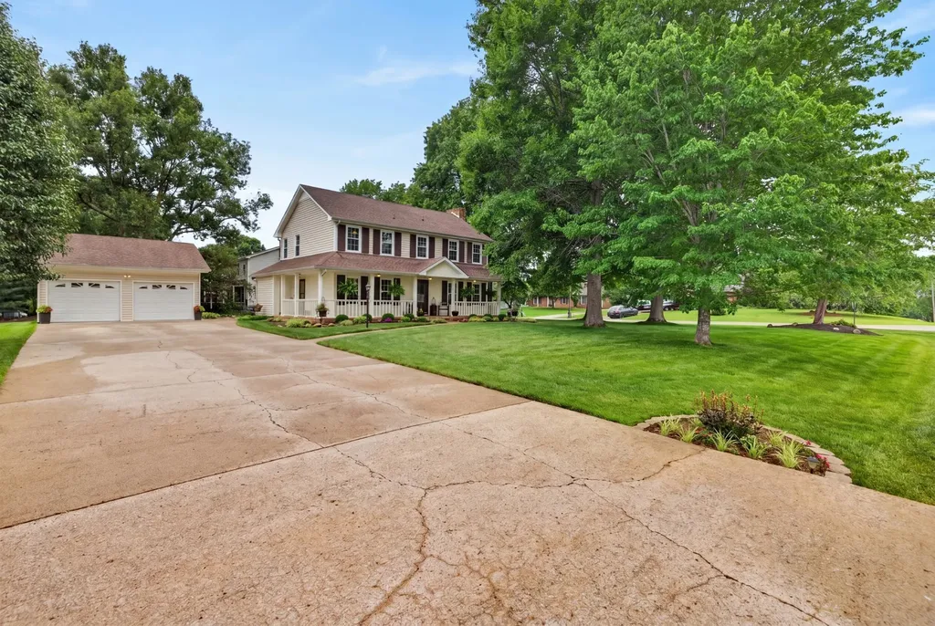 2158 Watertown Place Clarksville TN 37043