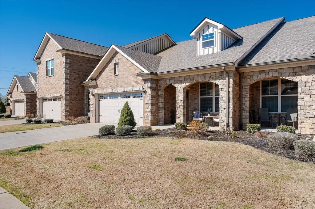 2109 Halfmoon Way Murfreesboro TN 37130
