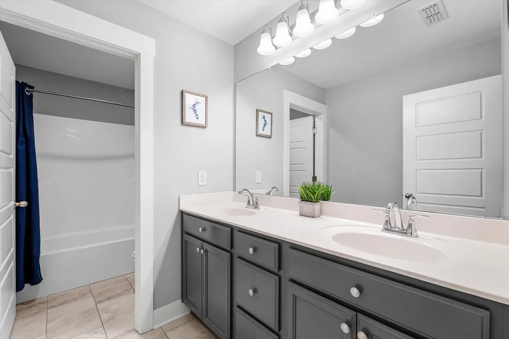 2109 Halfmoon Way Murfreesboro TN 37130