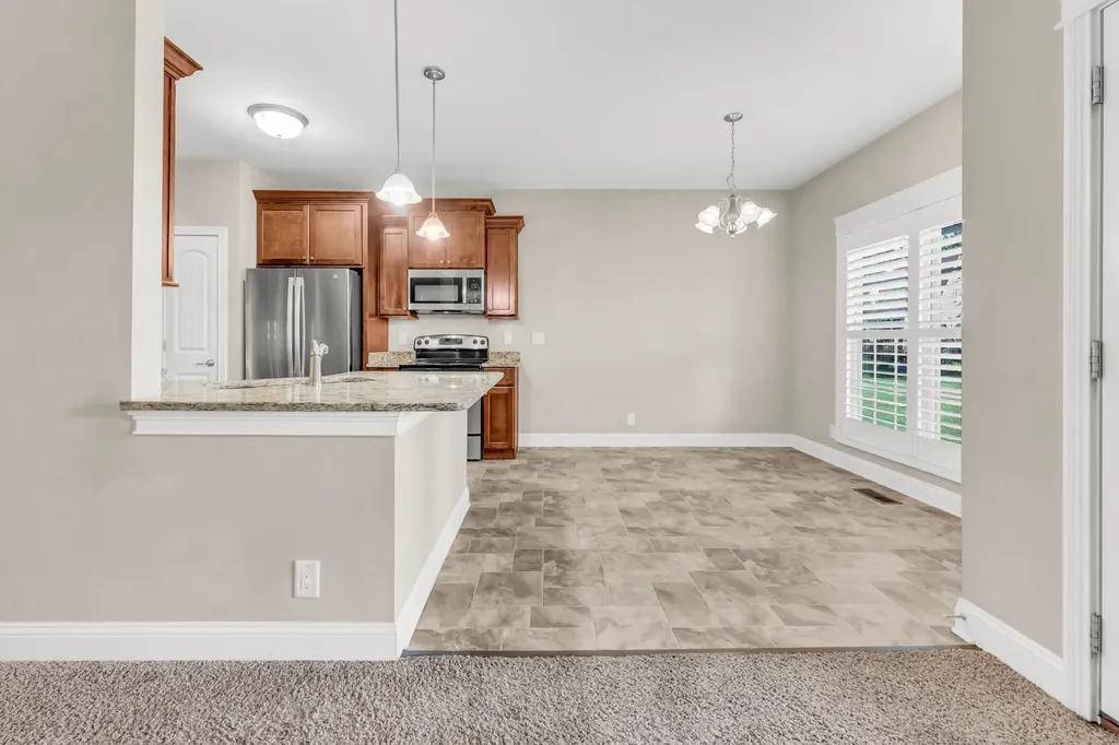 126 Parkland Circle Clarksville TN 37043