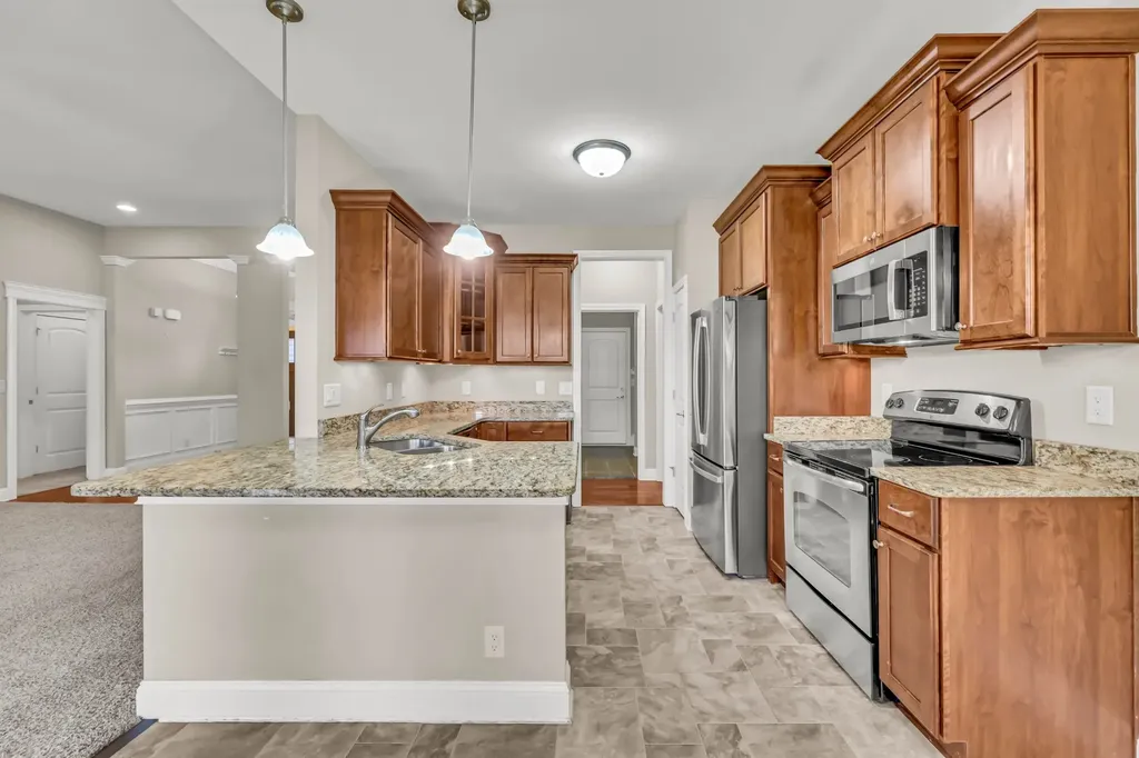 126 Parkland Circle Clarksville TN 37043