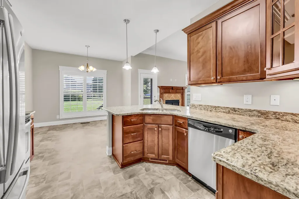 126 Parkland Circle Clarksville TN 37043