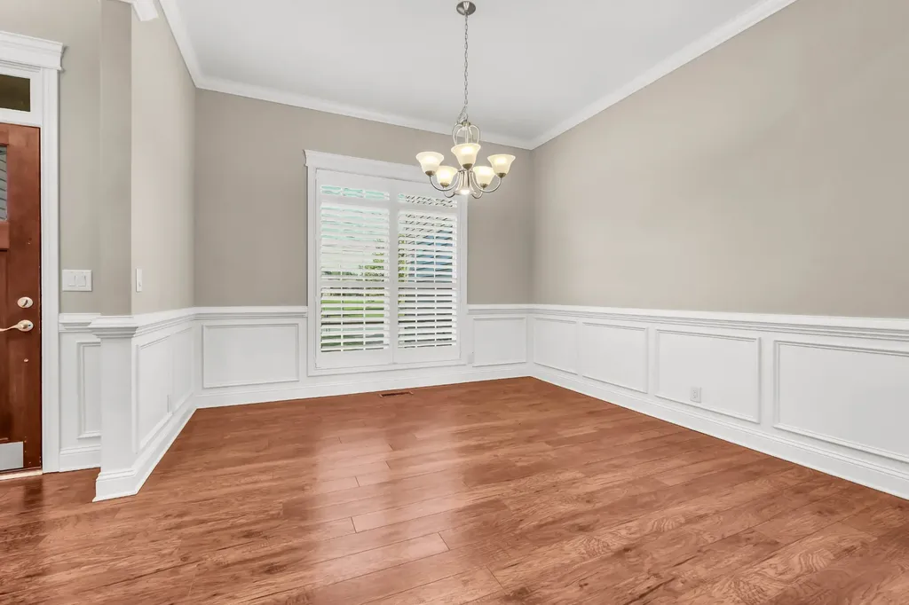 126 Parkland Circle Clarksville TN 37043