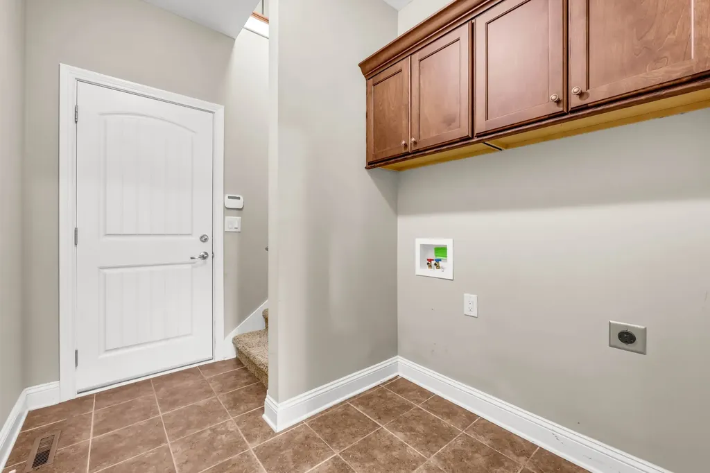 126 Parkland Circle Clarksville TN 37043