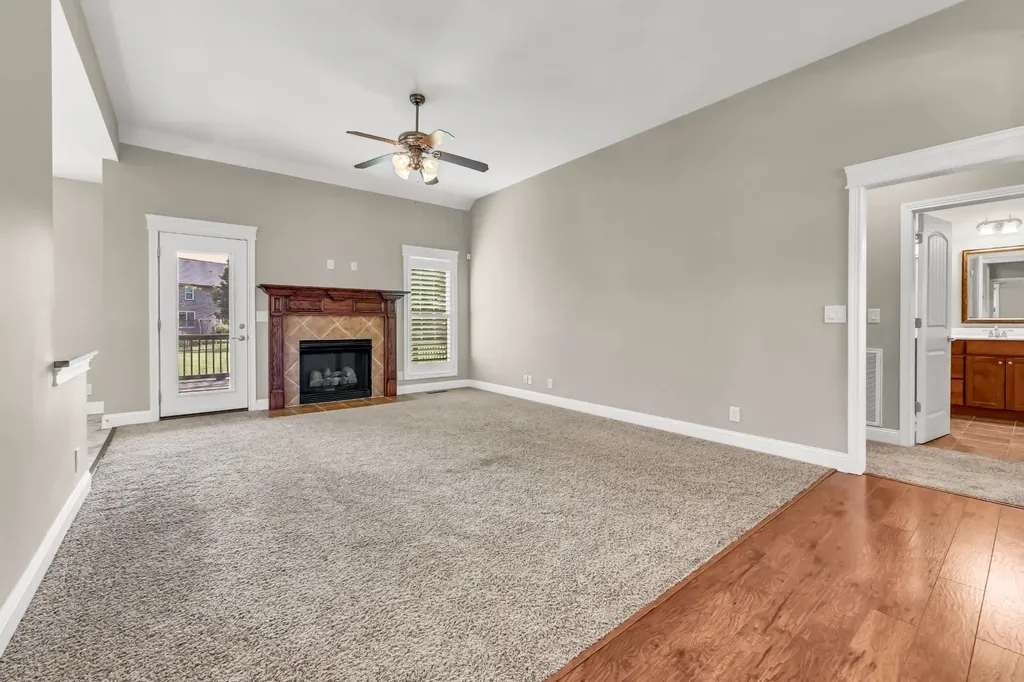 126 Parkland Circle Clarksville TN 37043