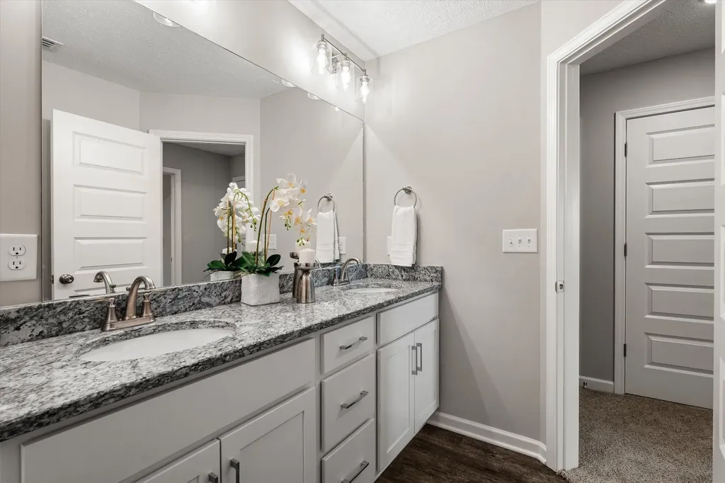 4329 Calusa Drive Murfreesboro TN 37127