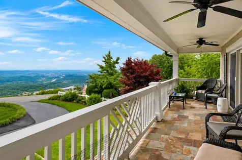 121 N Palisades Drive Signal Mountain TN 37377