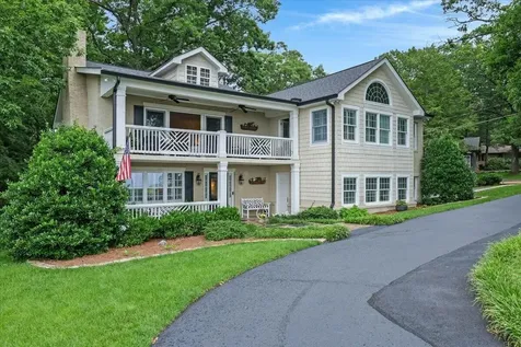 121 N Palisades Drive Signal Mountain TN 37377