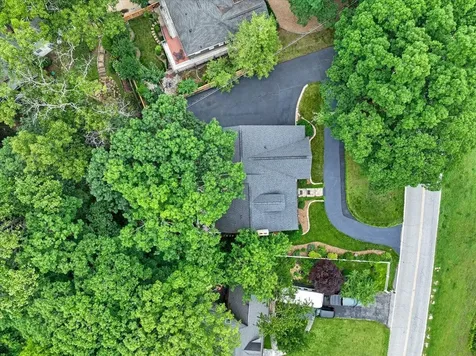 121 N Palisades Drive Signal Mountain TN 37377