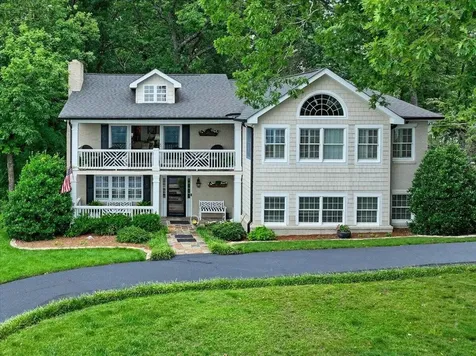 121 N Palisades Drive Signal Mountain TN 37377