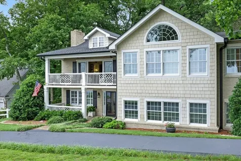 121 N Palisades Drive Signal Mountain TN 37377