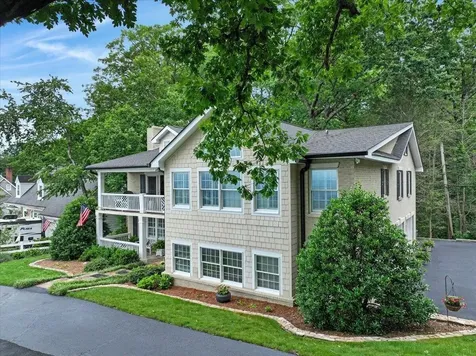 121 N Palisades Drive Signal Mountain TN 37377