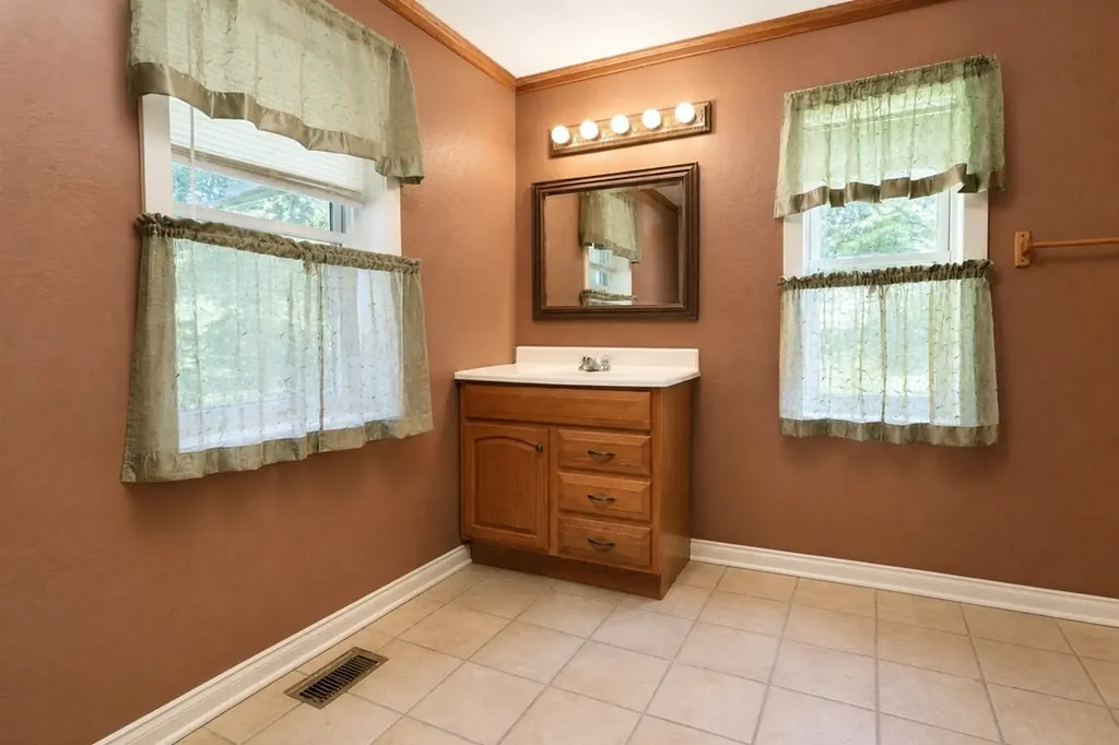 334 Wismer Road Camden TN 38320
