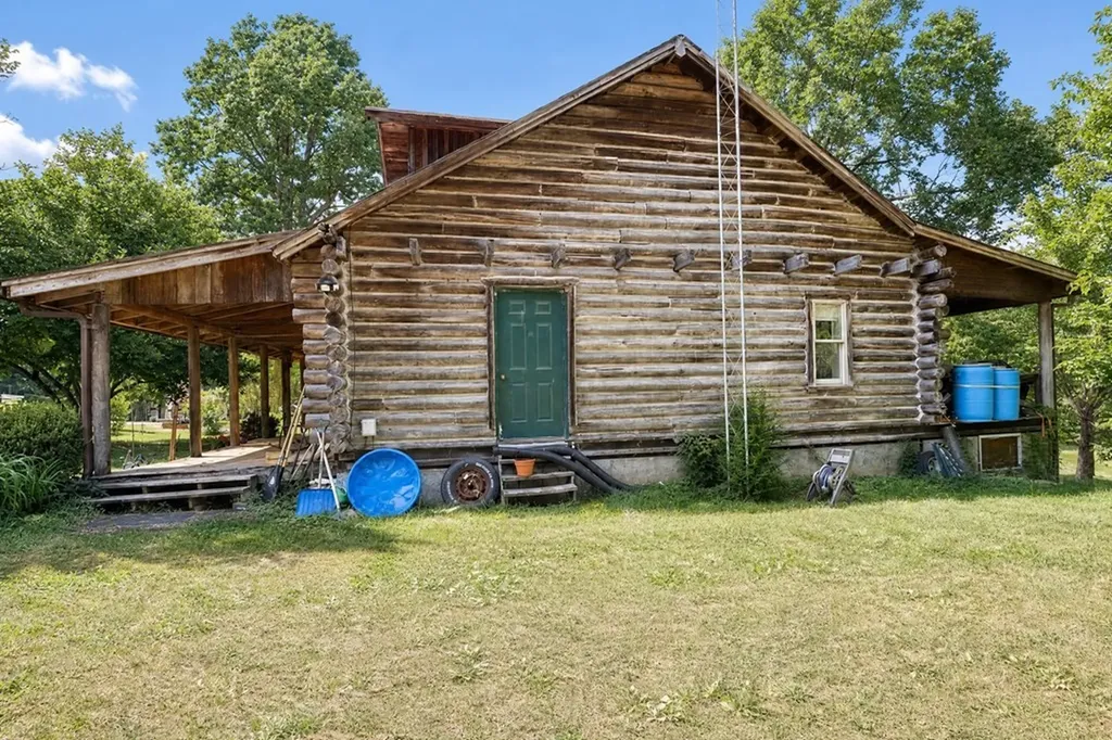 334 Wismer Road Camden TN 38320