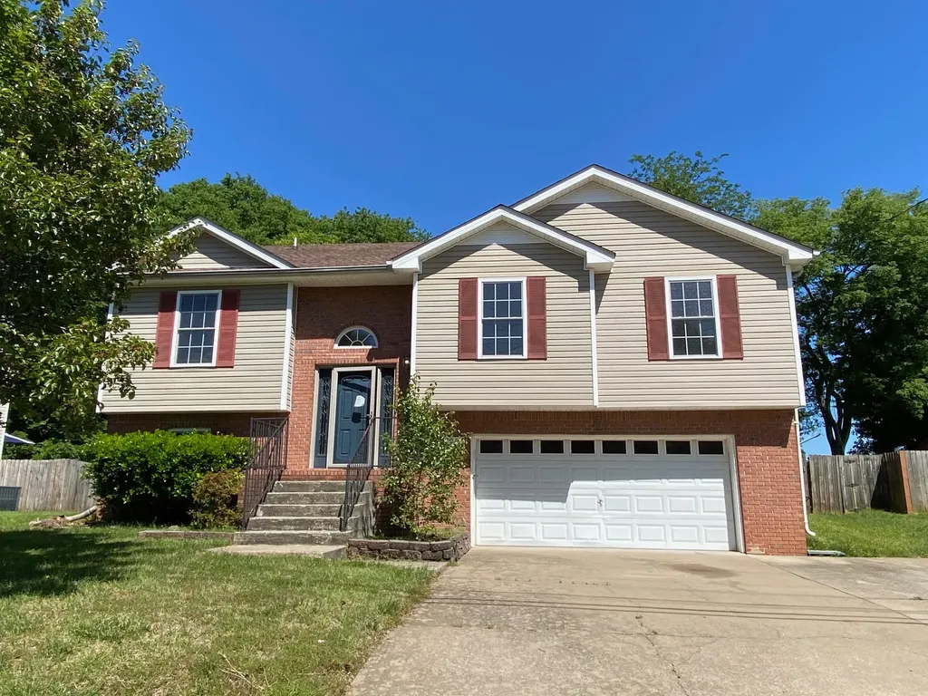 1007 Sugarcane Way Clarksville TN 37040