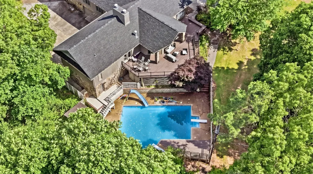 401 Pine Bluff Drive Chattanooga TN 37412