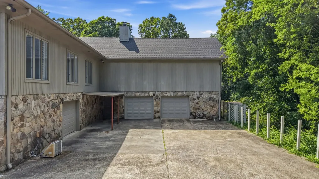 401 Pine Bluff Drive Chattanooga TN 37412